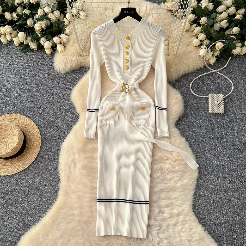 Robe Tricot Chic Ceinture Métallique