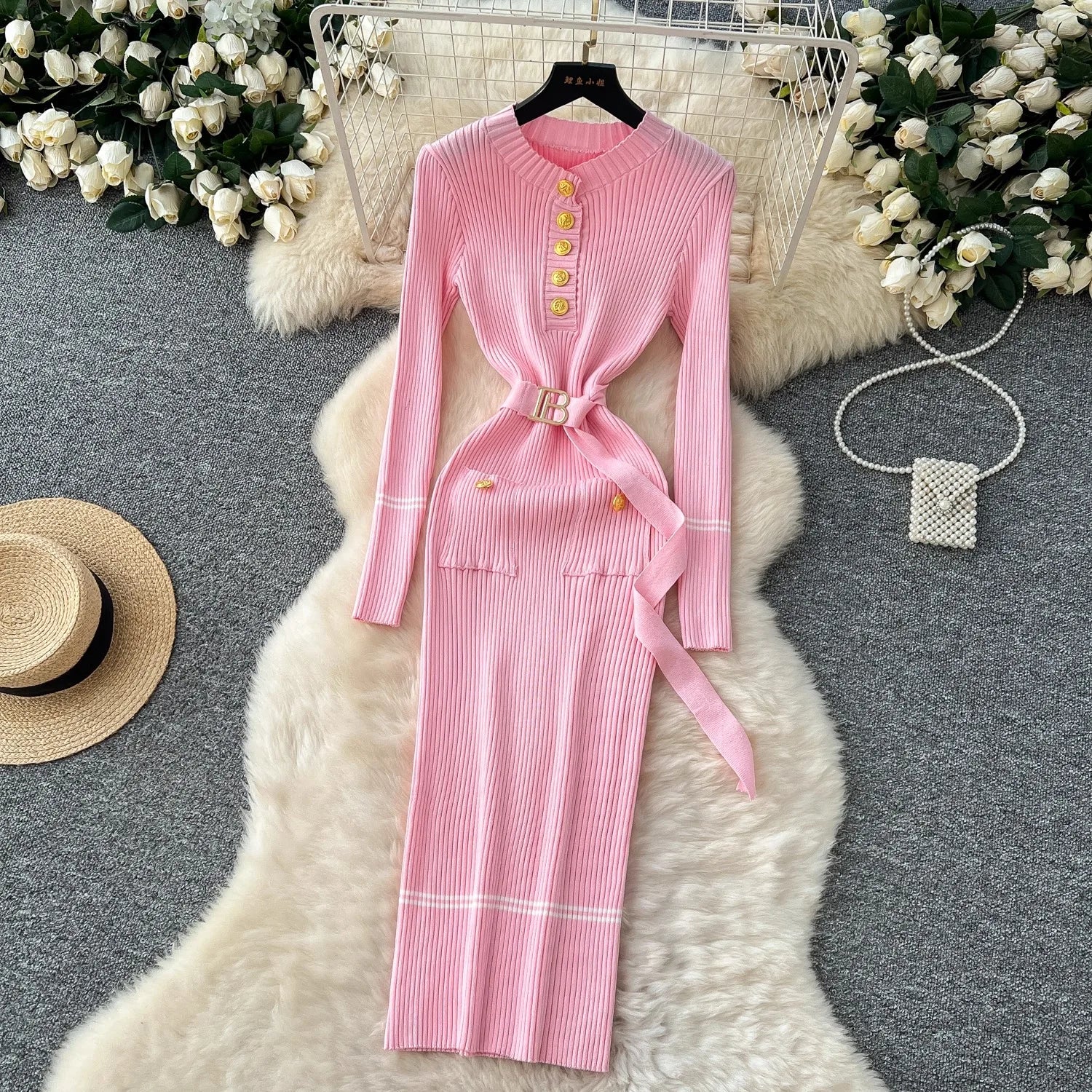 Robe Tricot Chic Ceinture Métallique