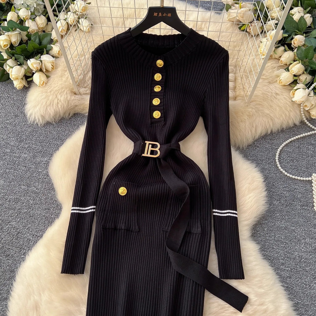 Robe Tricot Chic Ceinture Métallique