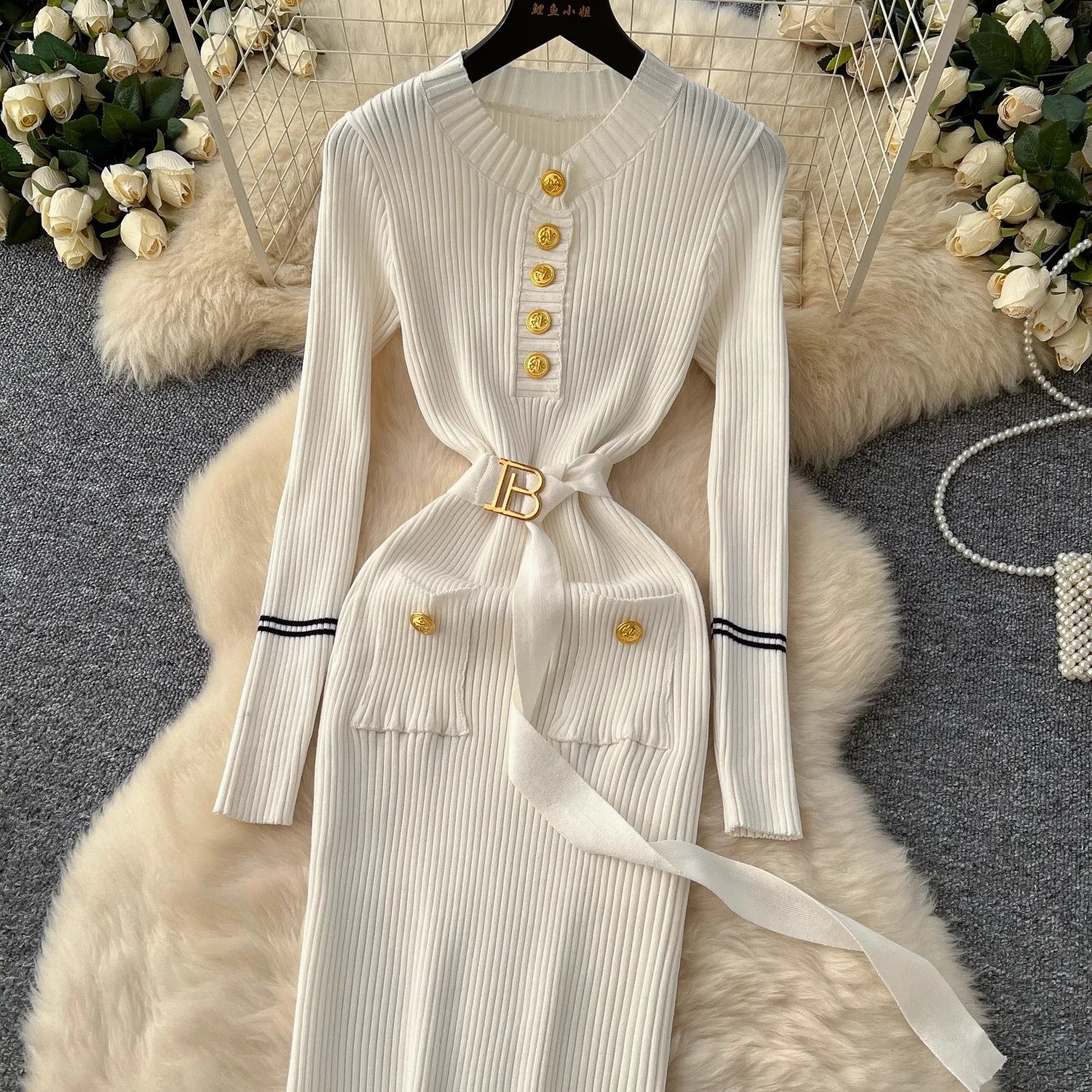 Robe Tricot Chic Ceinture Métallique