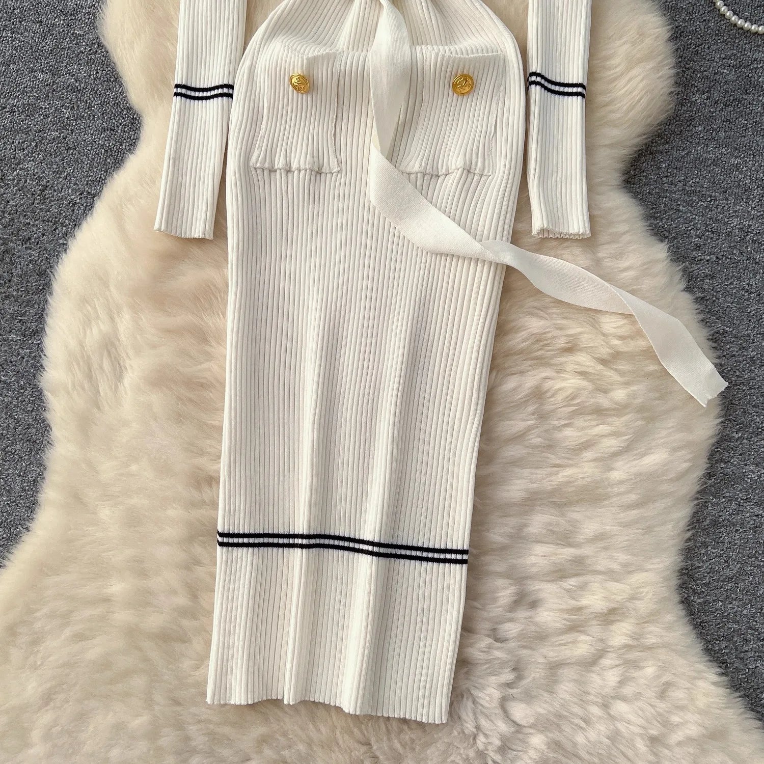 Robe Tricot Chic Ceinture Métallique